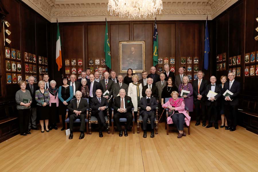 Descendants of Members of the First Dáil meet President Higgins and his wife, Sabina.